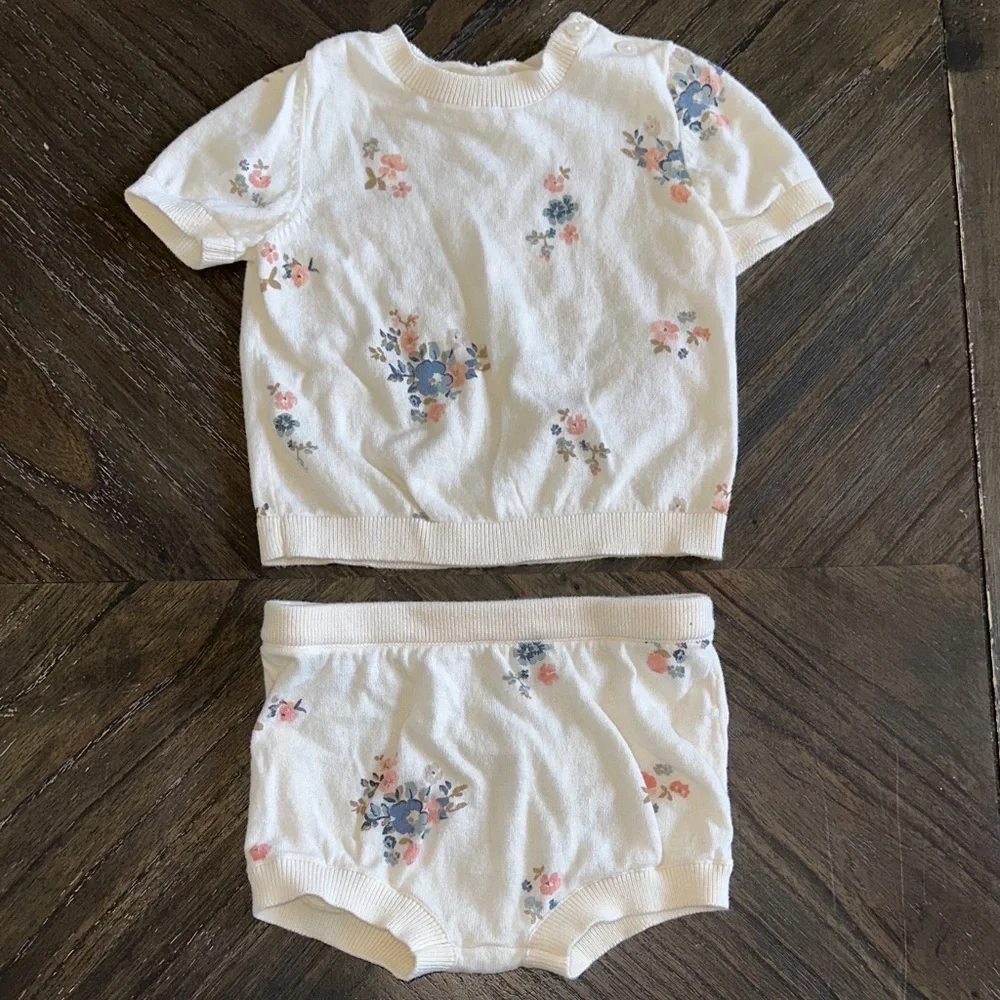 Charming Cream Floral Diaper Cover Set